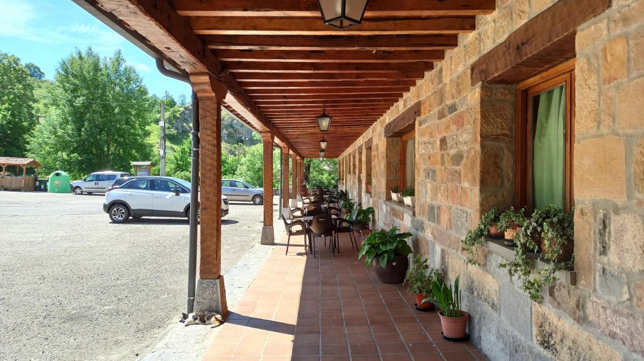 Hostal Restaurante Ventasierra Valdoré Екстериор снимка