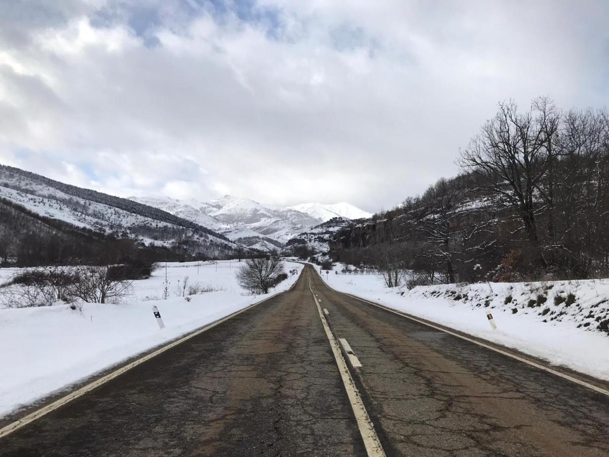 Hostal Restaurante Ventasierra Valdoré Екстериор снимка