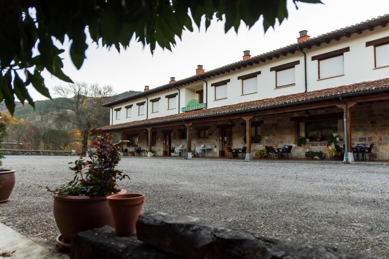 Hostal Restaurante Ventasierra Valdoré Екстериор снимка