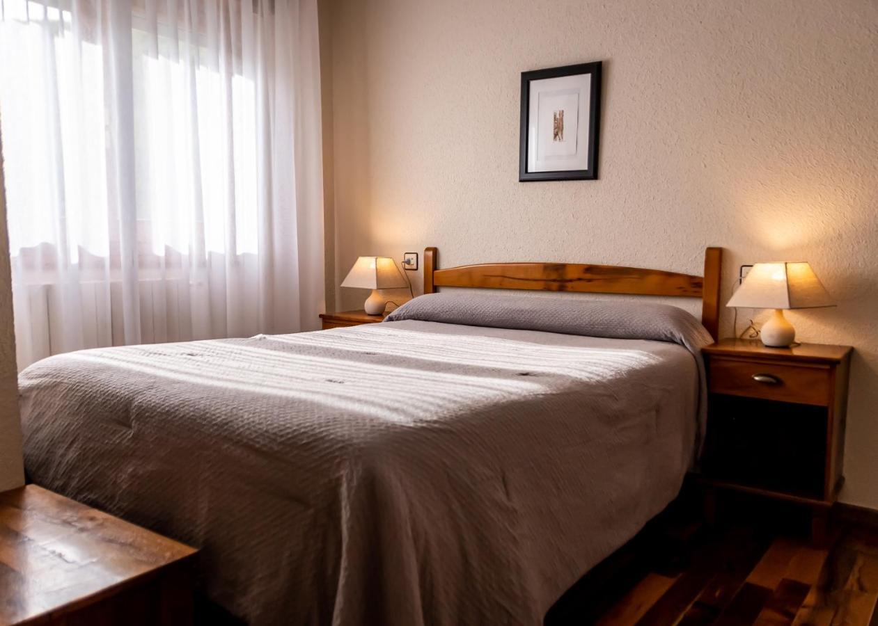 Hostal Restaurante Ventasierra Valdoré Екстериор снимка