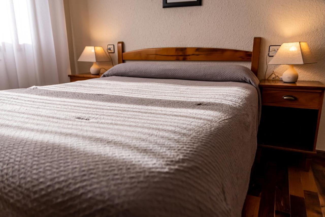 Hostal Restaurante Ventasierra Valdoré Екстериор снимка