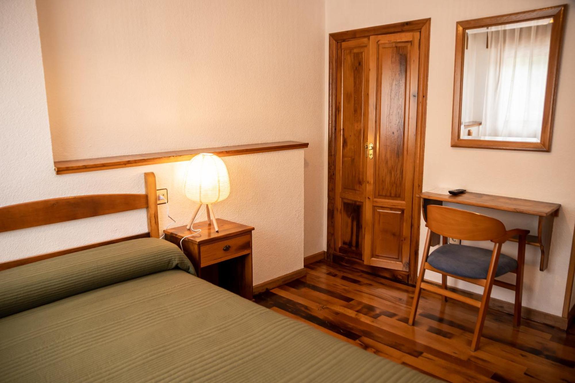 Hostal Restaurante Ventasierra Valdoré Стая снимка
